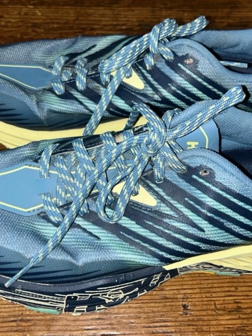 Hoka One One hoka one